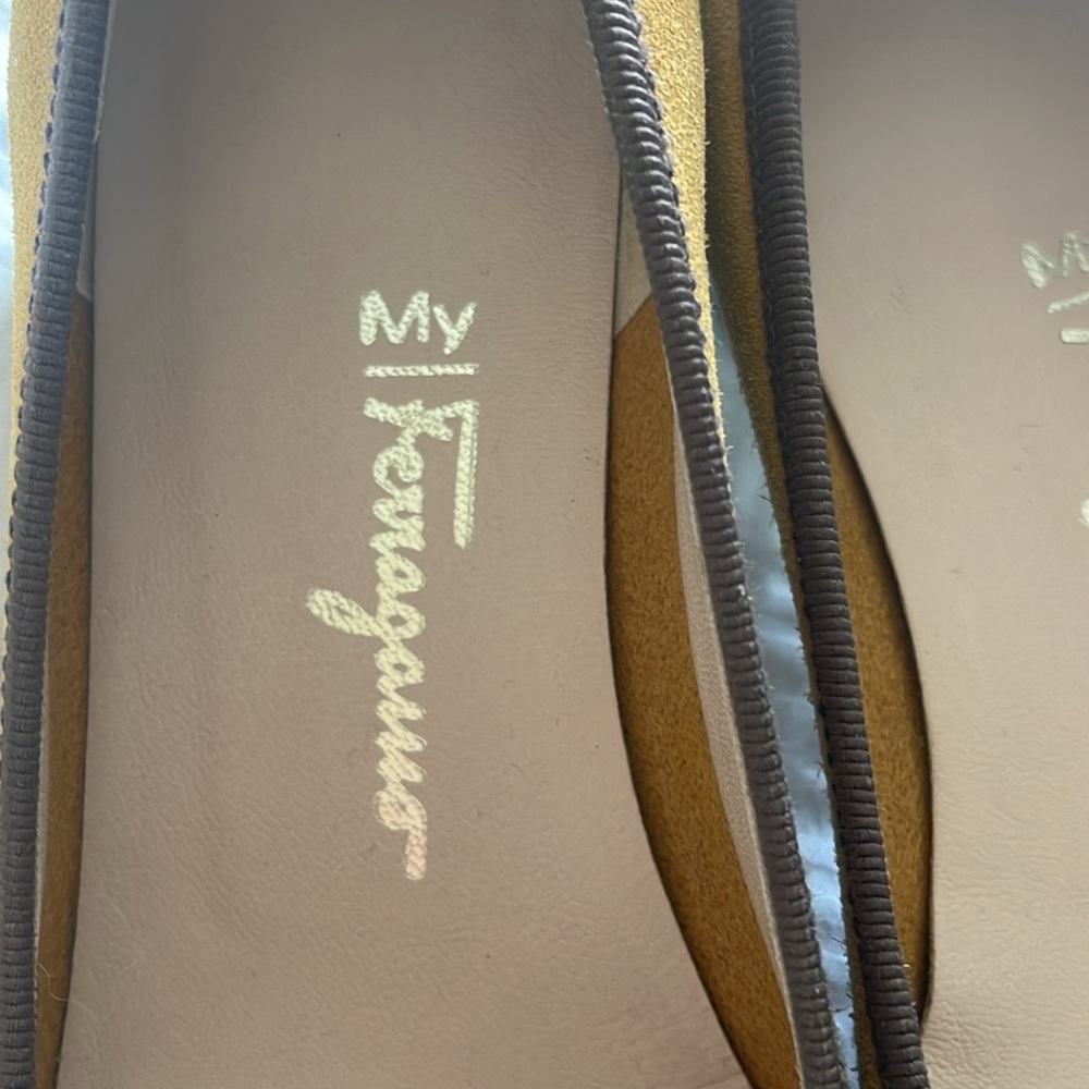 Salvatore Ferragamo block heel pump - Picture 3 of 6